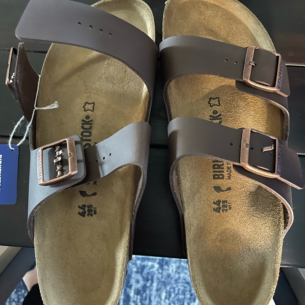 NEW Men’s Arizona Birkenstock sandal in Dark Brown Size US 11